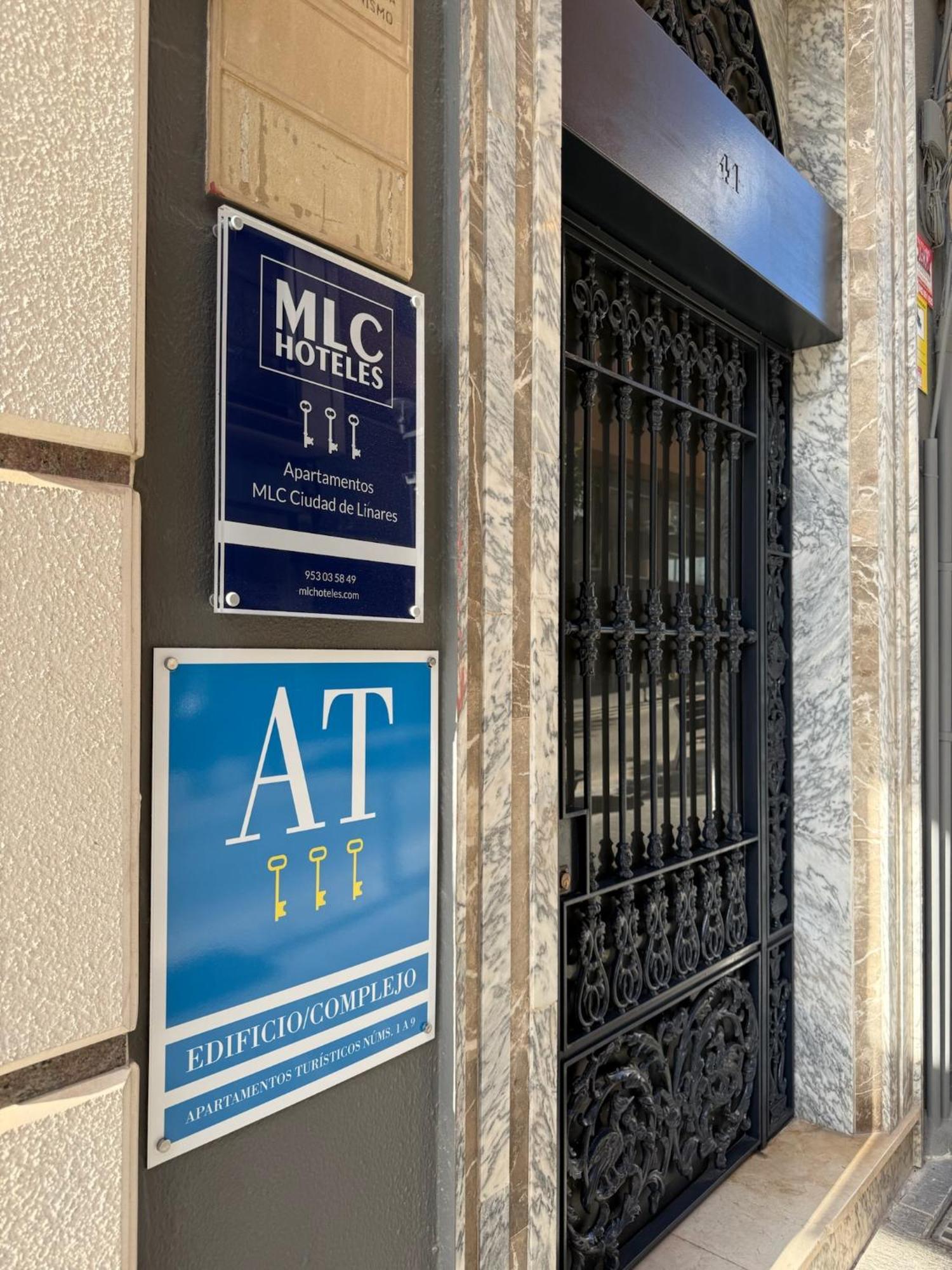 Apartamentos Mlc Ciudad De Linares Linares  Zewnętrze zdjęcie