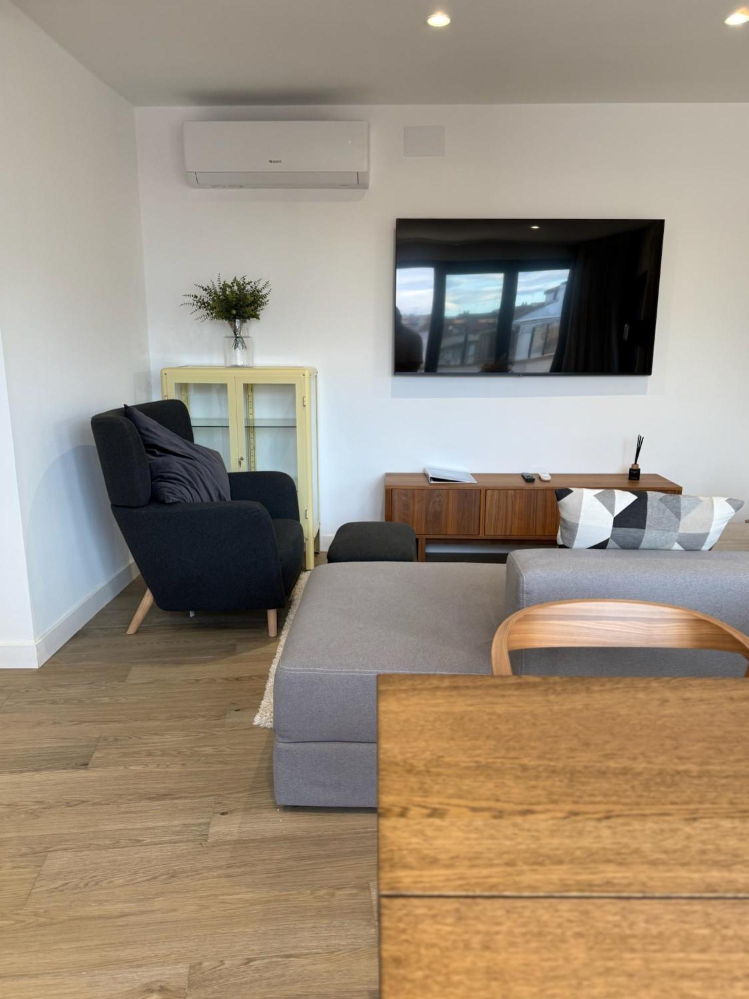 Apartamentos Mlc Ciudad De Linares Linares  Zewnętrze zdjęcie