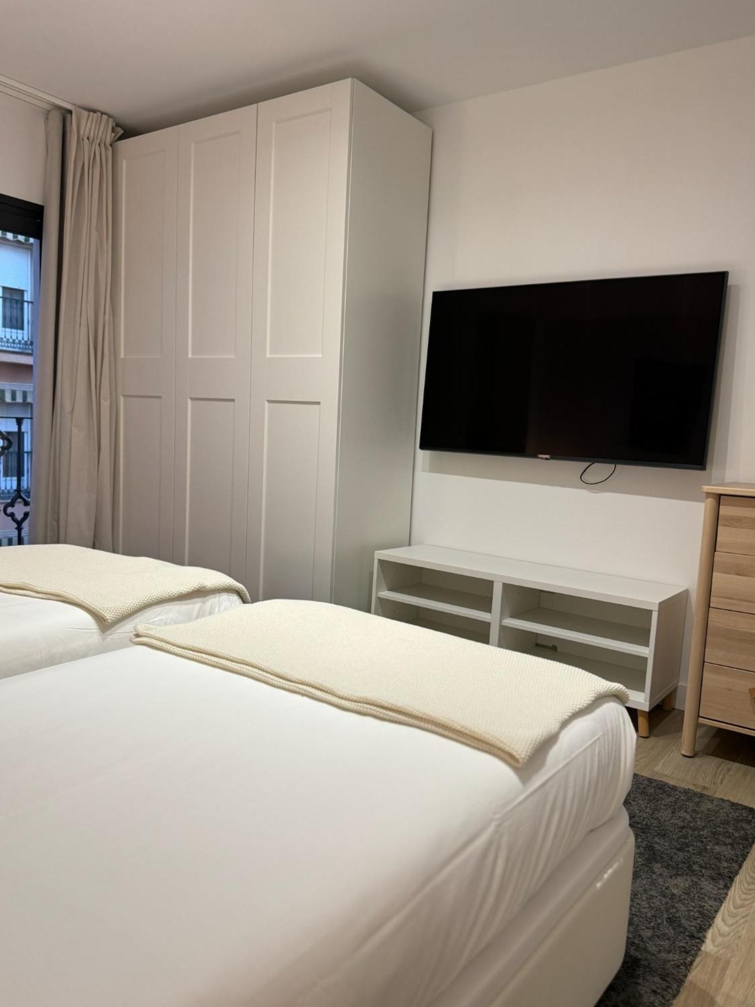 Apartamentos Mlc Ciudad De Linares Linares  Zewnętrze zdjęcie